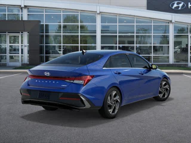 2025 Hyundai Elantra Limited - Photo 4