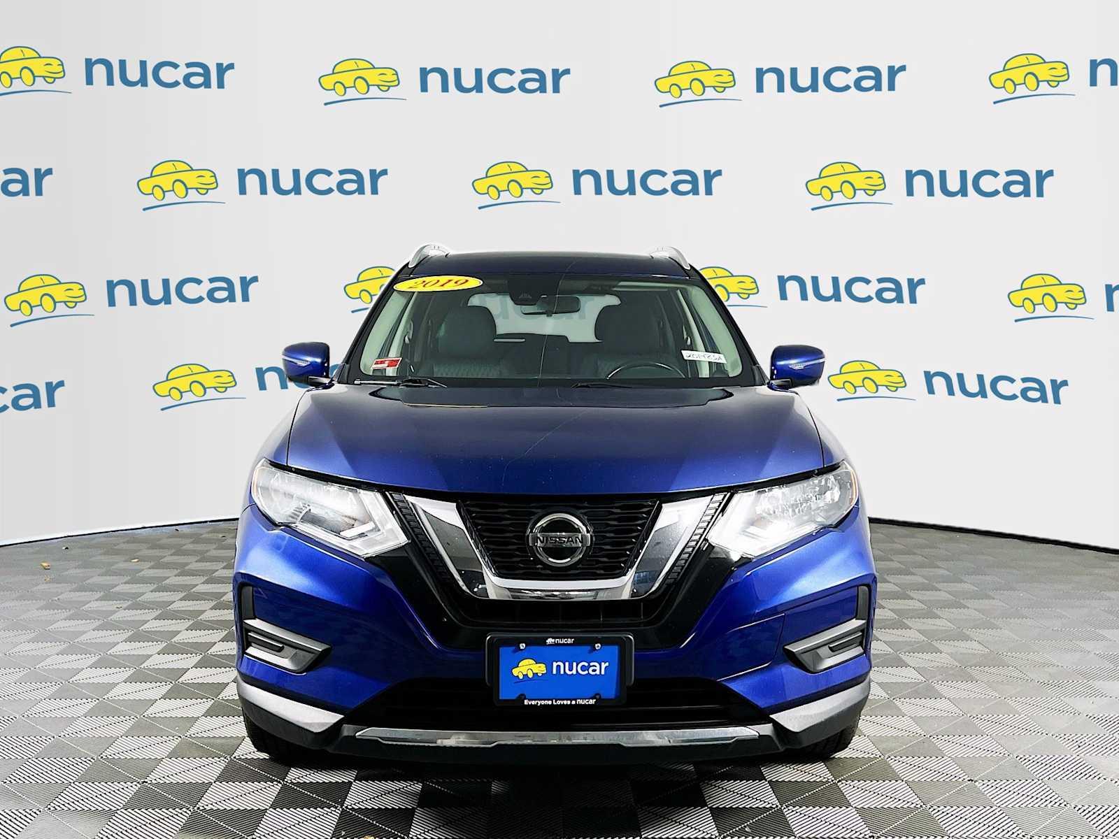 2019 Nissan Rogue SV - Photo 2