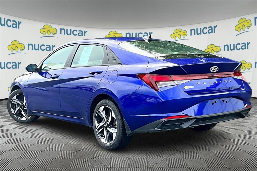 2023 Hyundai Elantra SEL - Photo 4