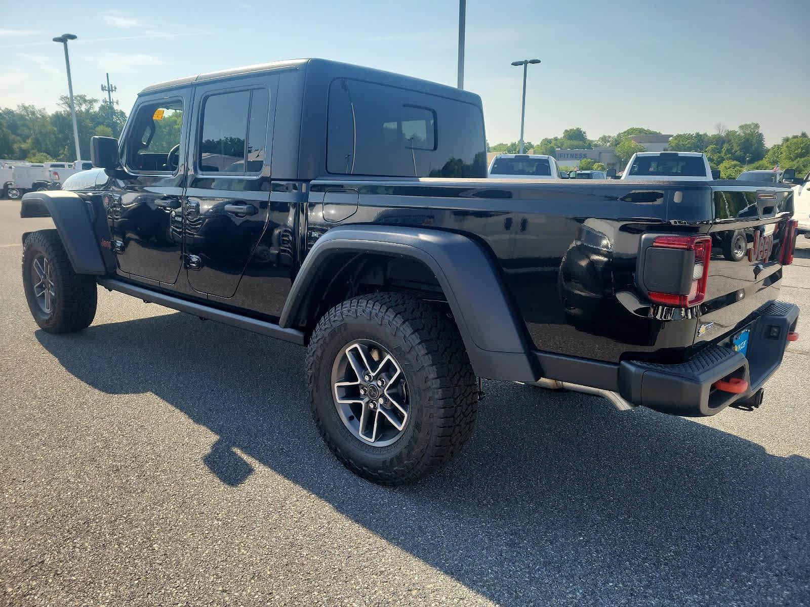 2024 Jeep Gladiator Mojave 4x4 - Photo 3