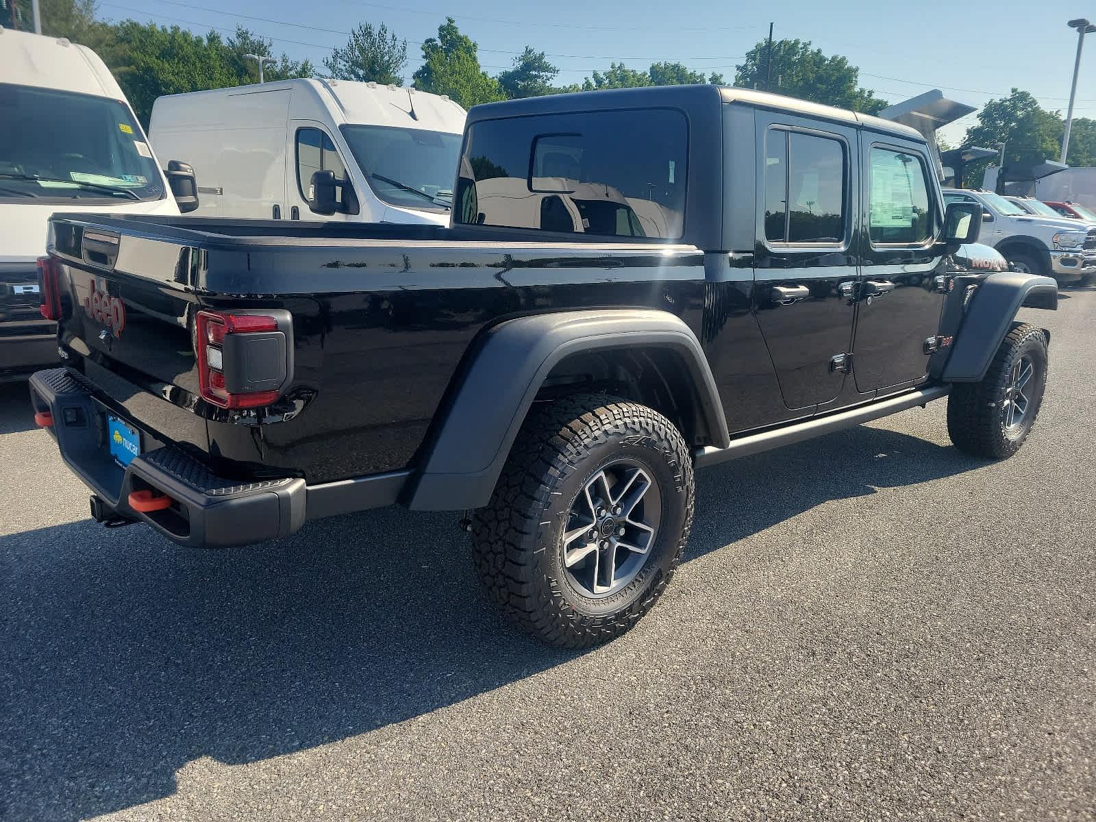 2024 Jeep Gladiator Mojave 4x4 - Photo 4