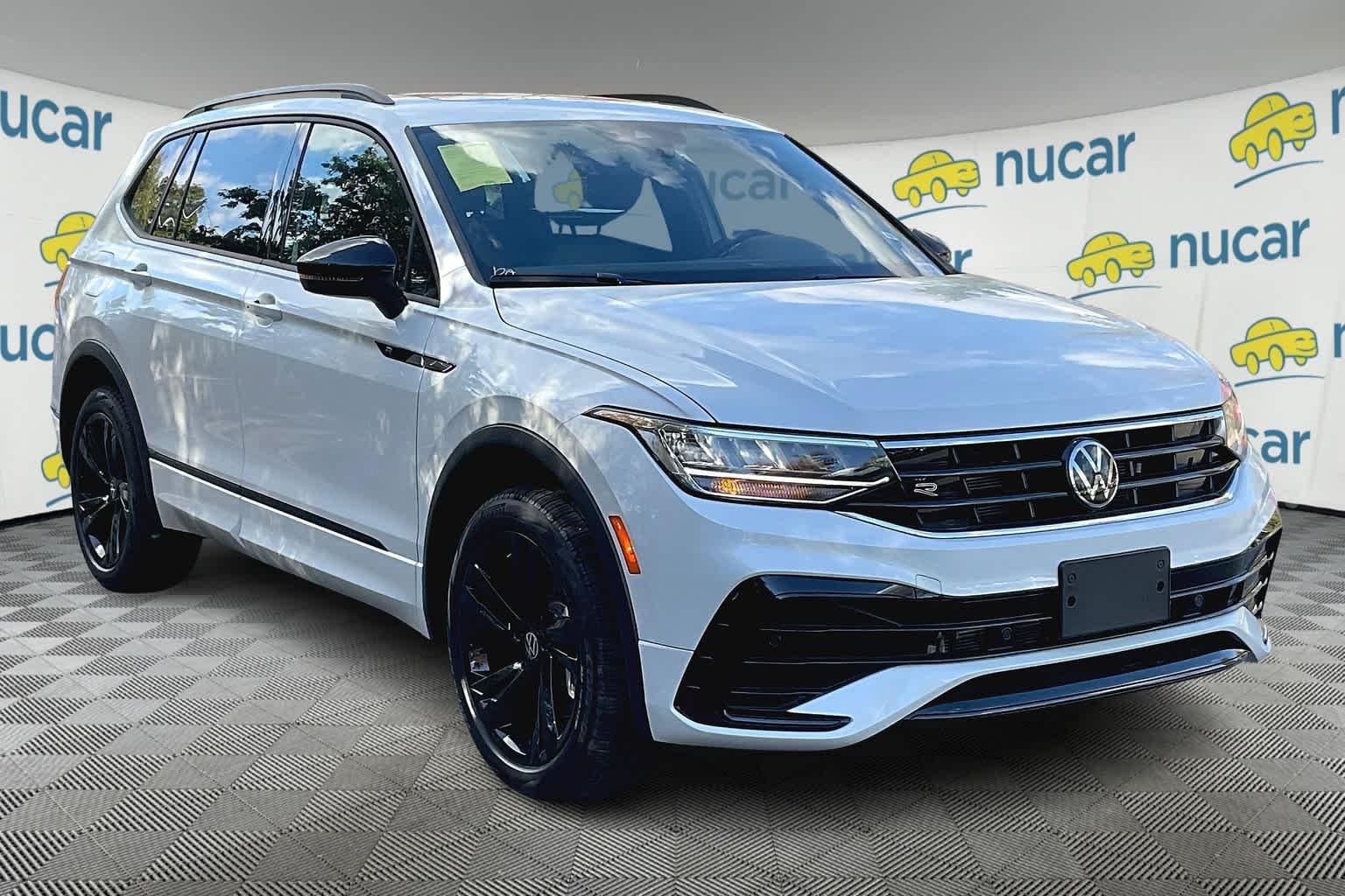 2024 Volkswagen Tiguan SE R-Line Black