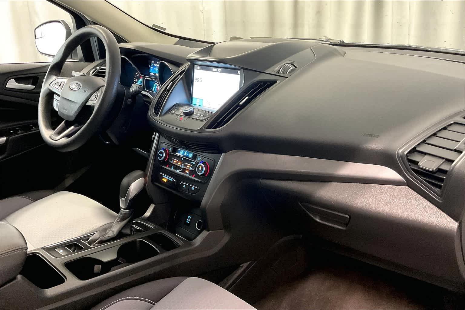 2019 Ford Escape SE - Photo 14