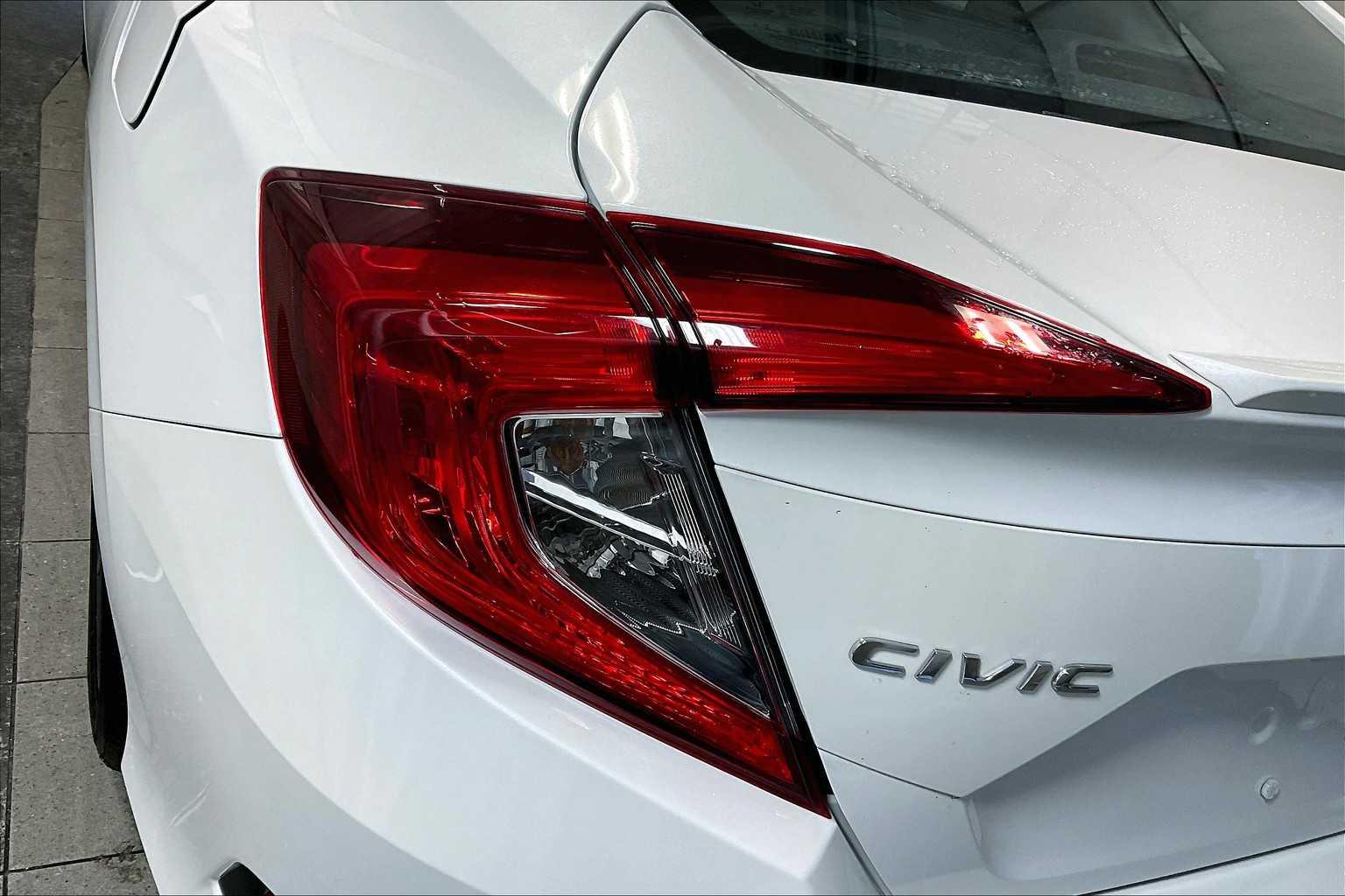 2021 Honda Civic EX - Photo 27