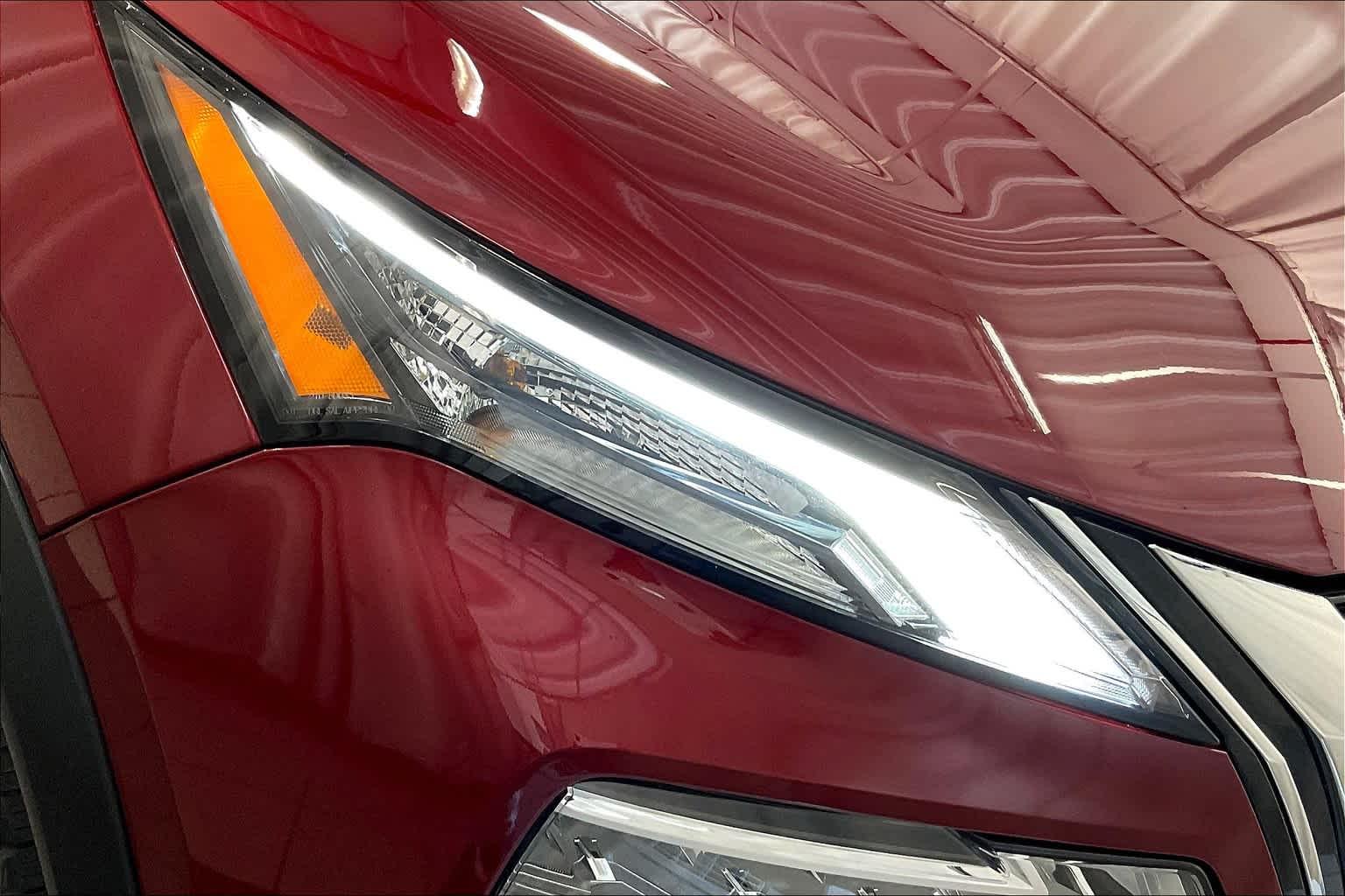 2021 Nissan Rogue SV - Photo 33