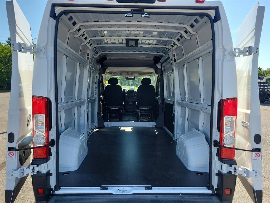 2024 Ram ProMaster 2500 High Roof - Photo 18