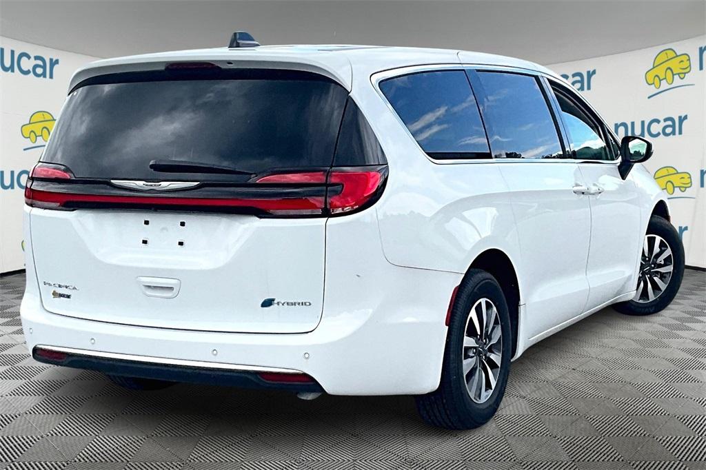 2023 Chrysler Pacifica Hybrid Touring L - Photo 6