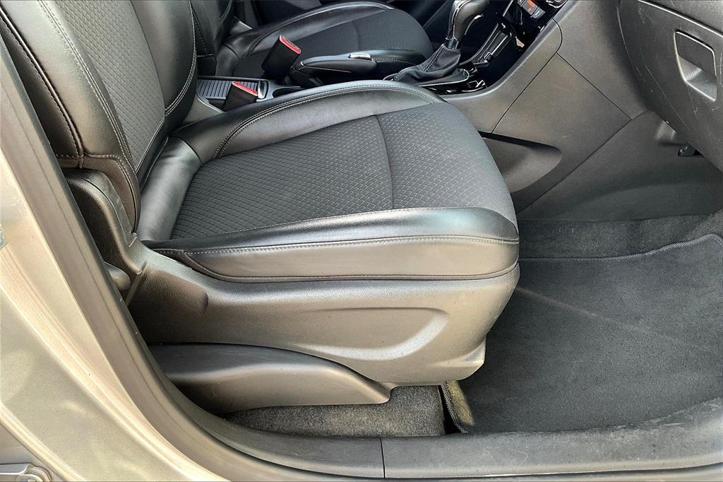 2021 Buick Encore Preferred - Photo 34