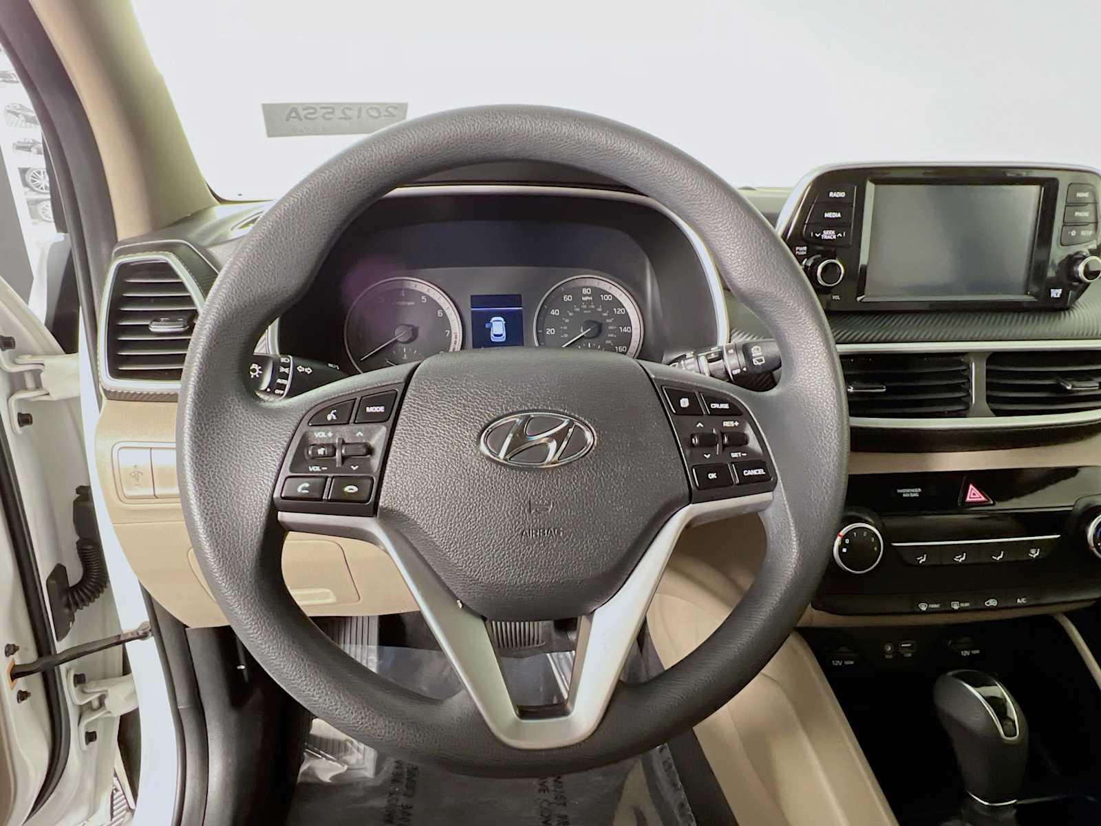 2020 Hyundai Tucson SE - Photo 11