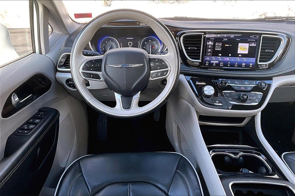 2021 Chrysler Pacifica Limited - Photo 17