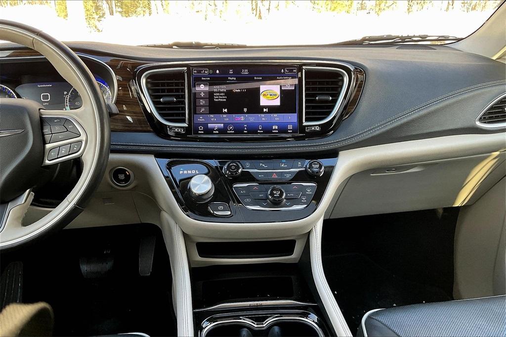 2021 Chrysler Pacifica Limited - Photo 18