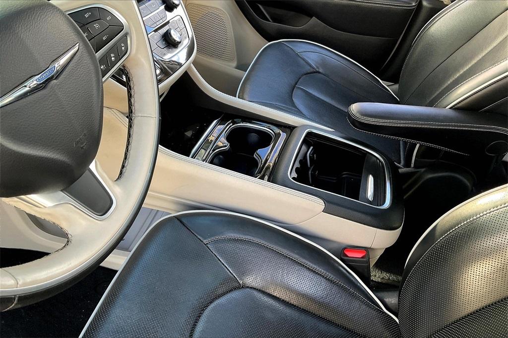 2021 Chrysler Pacifica Limited - Photo 20