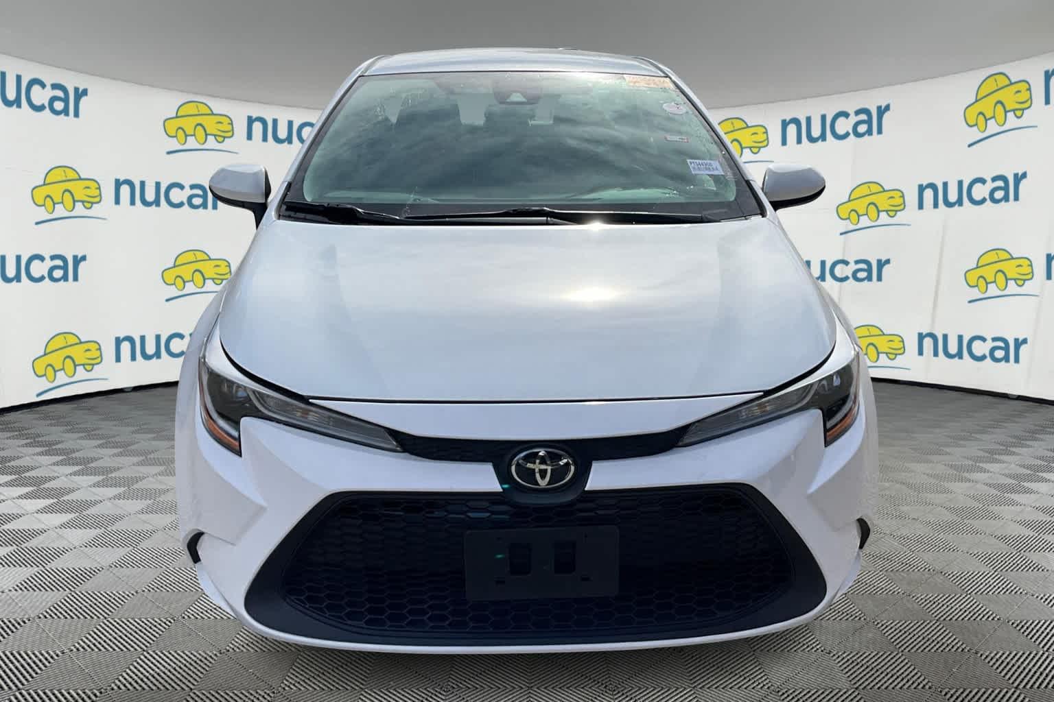 2020 Toyota Corolla LE - Photo 2