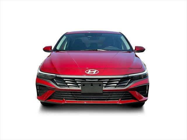 2025 Hyundai Elantra SE - Photo 12