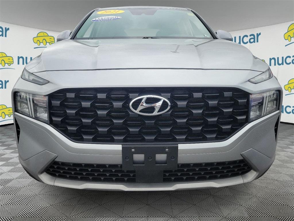 2021 Hyundai Santa Fe SE - Photo 2