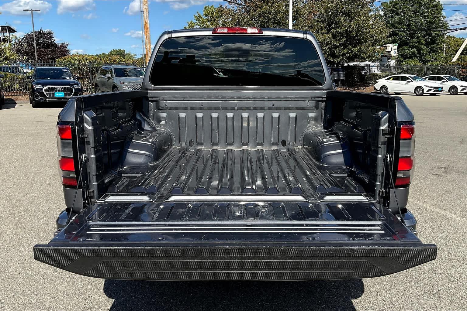 2022 Nissan Frontier SV Crew Cab 4x4 Auto - Photo 28