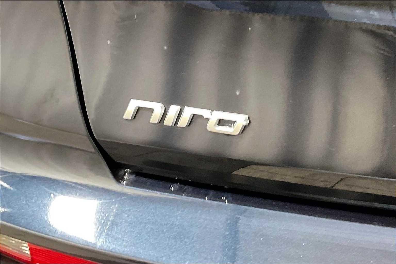 2022 Kia Niro EV EX Premium - Photo 29