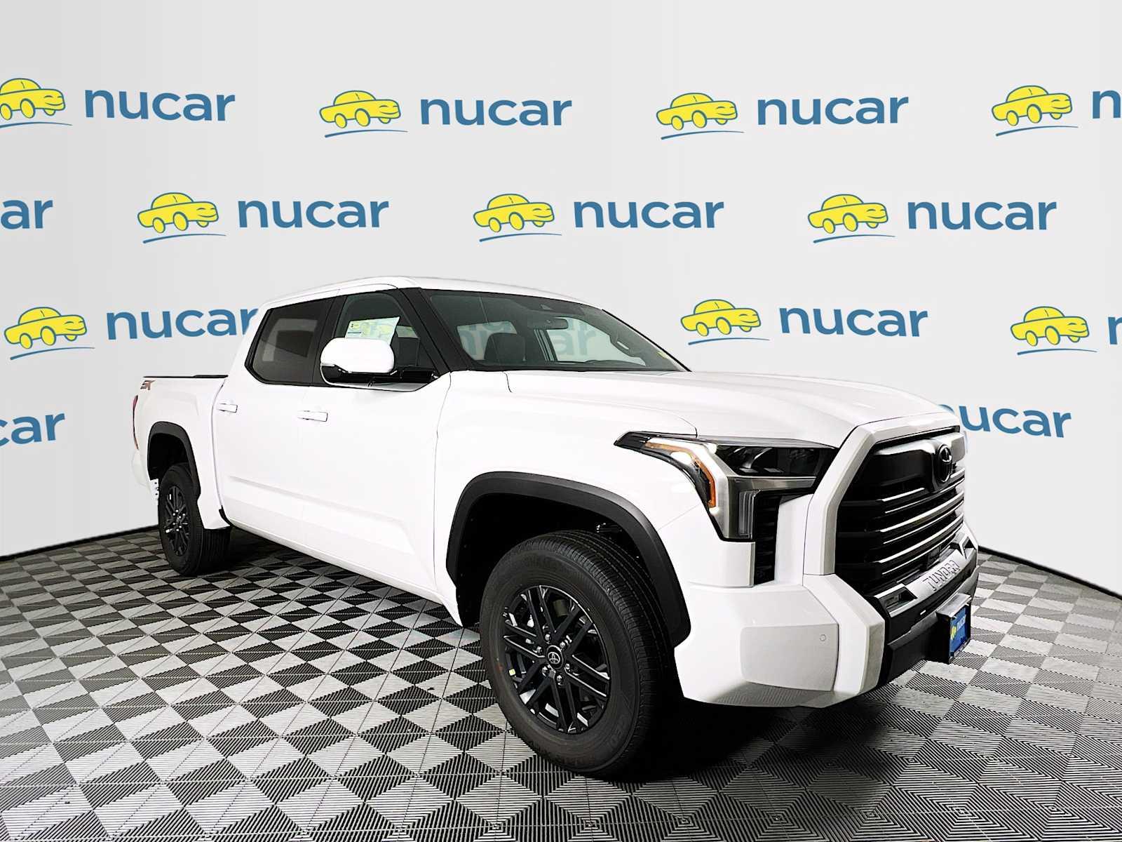 2025 Toyota Tundra SR5 CrewMax 5.5 Bed