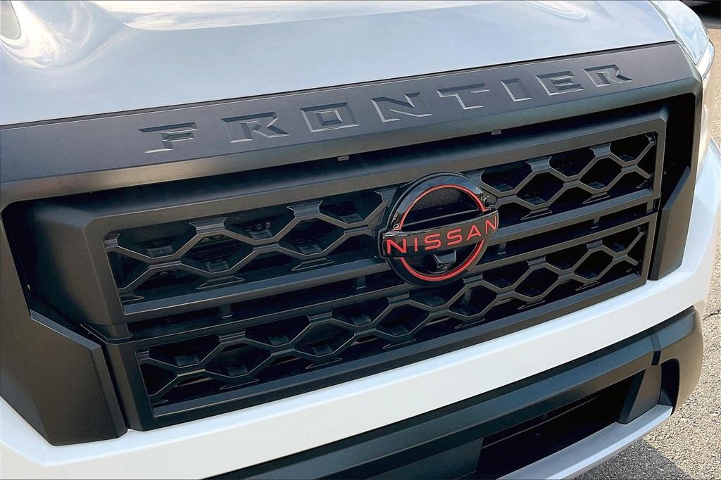 2023 Nissan Frontier PRO-4X - Photo 28