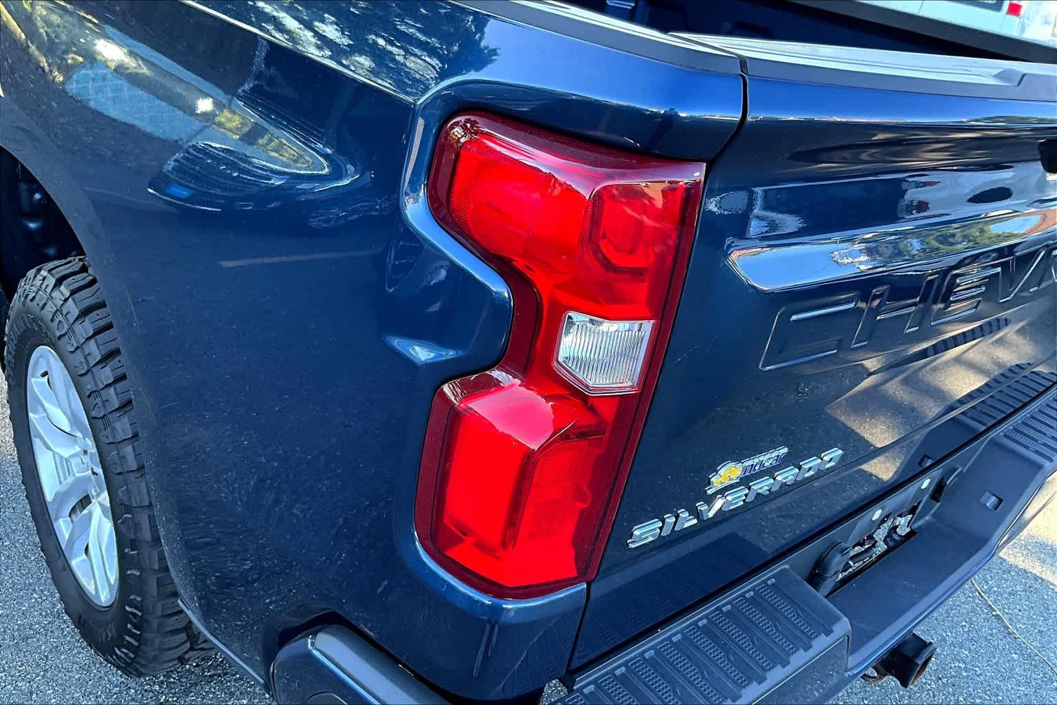 2021 Chevrolet Silverado 1500 RST 4WD Crew Cab 147 - Photo 32