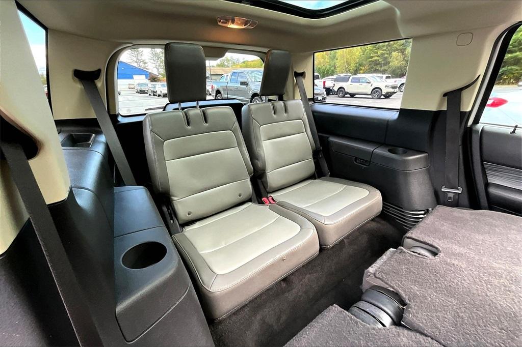 2019 Ford Flex SEL - Photo 17