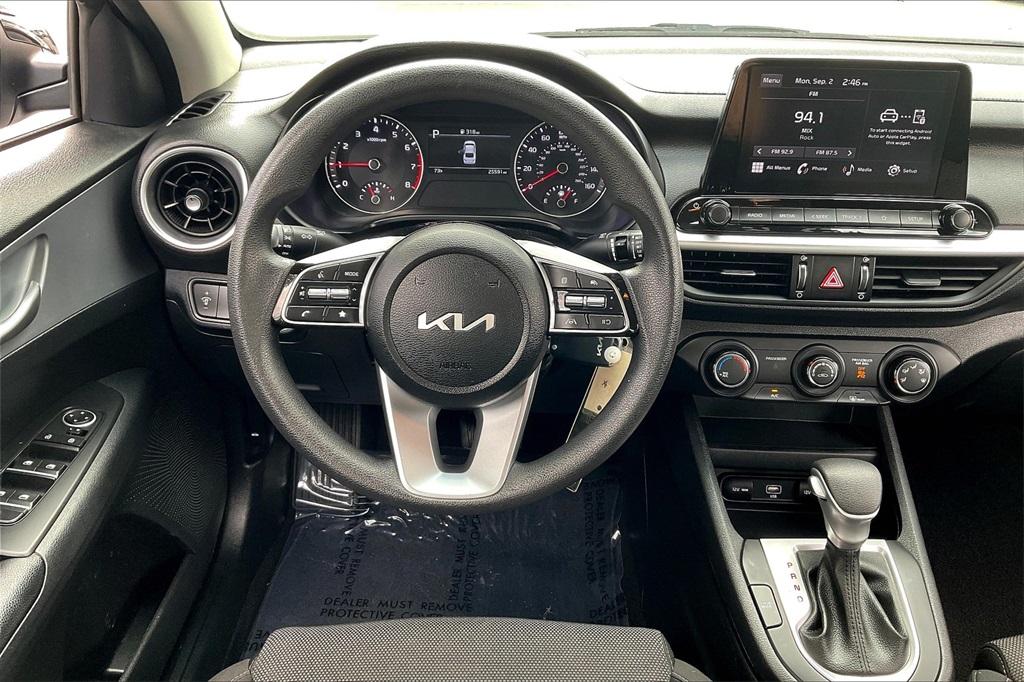 2023 Kia Forte LXS - Photo 16