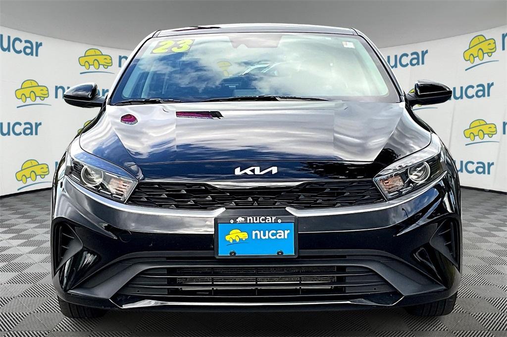 2023 Kia Forte LXS - Photo 2