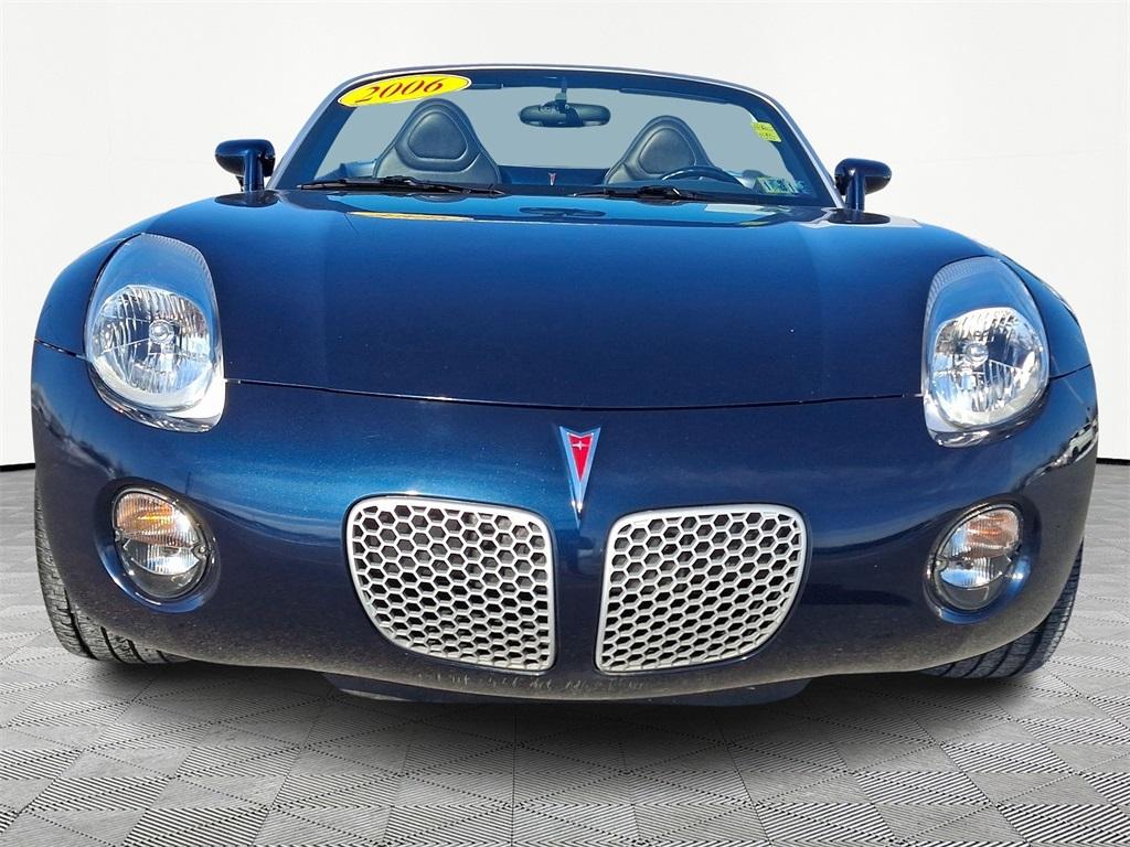 2006 Pontiac Solstice Base - Photo 2