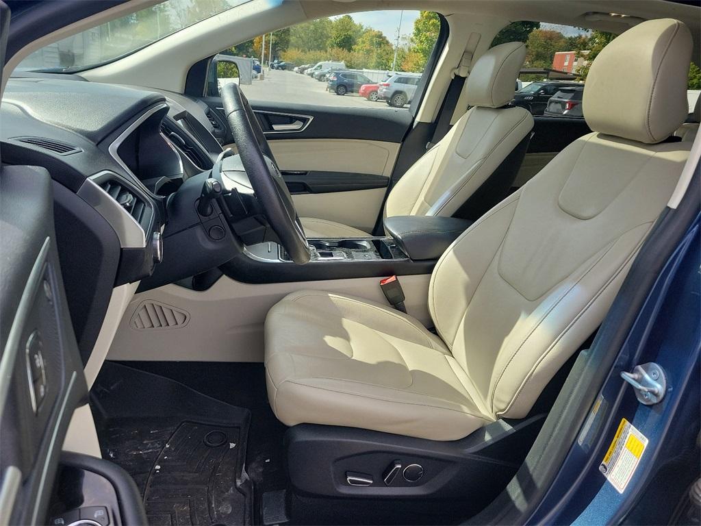 2019 Ford Edge Titanium - Photo 13