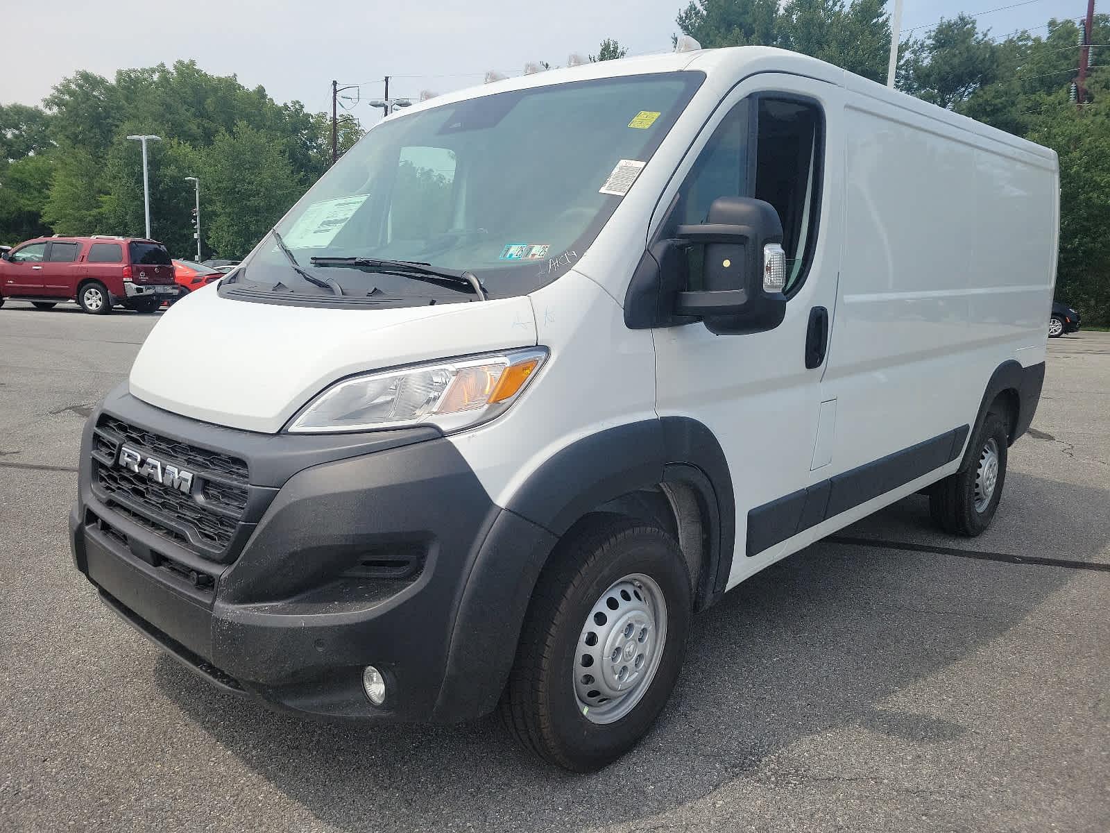 2024 Ram ProMaster Tradesman - Photo 2