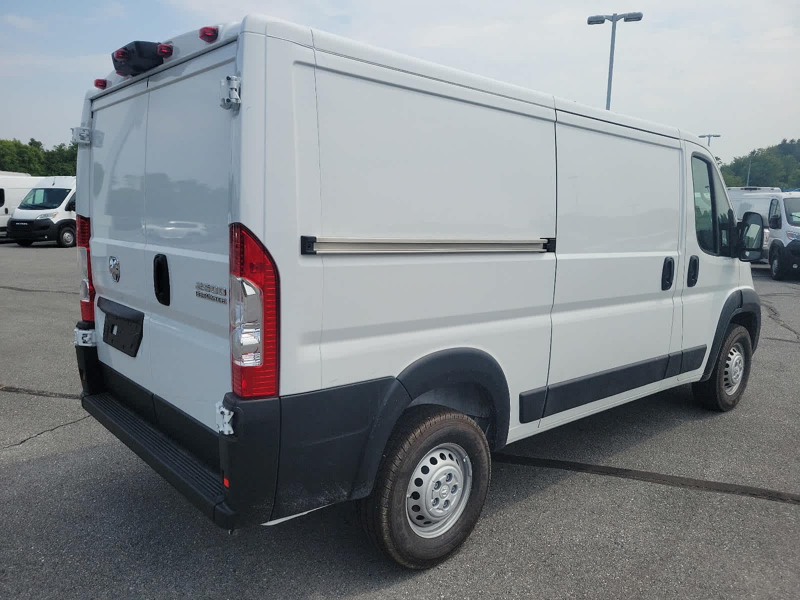 2024 Ram ProMaster 2500 Base - Photo 4