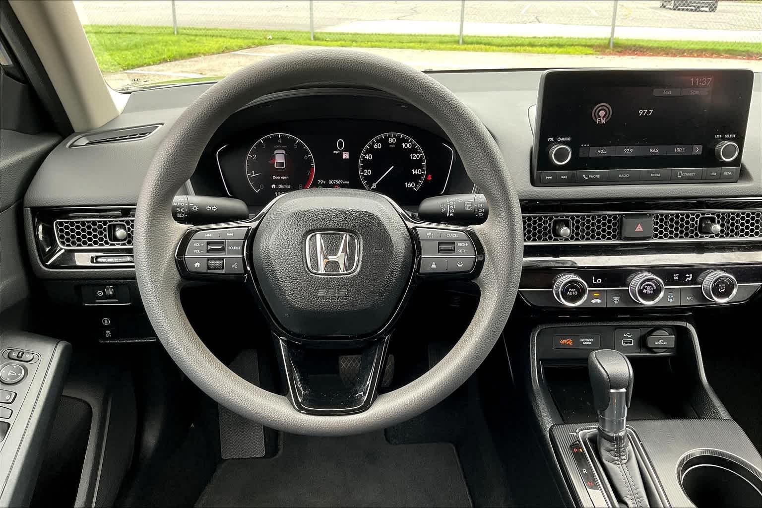 2024 Honda Civic Hatchback LX - Photo 17