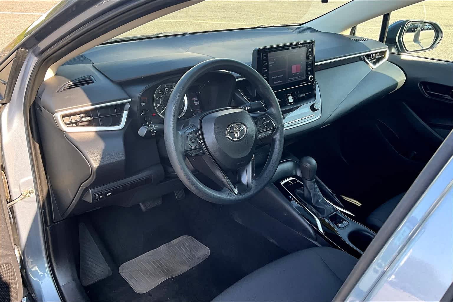 2022 Toyota Corolla LE - Photo 8