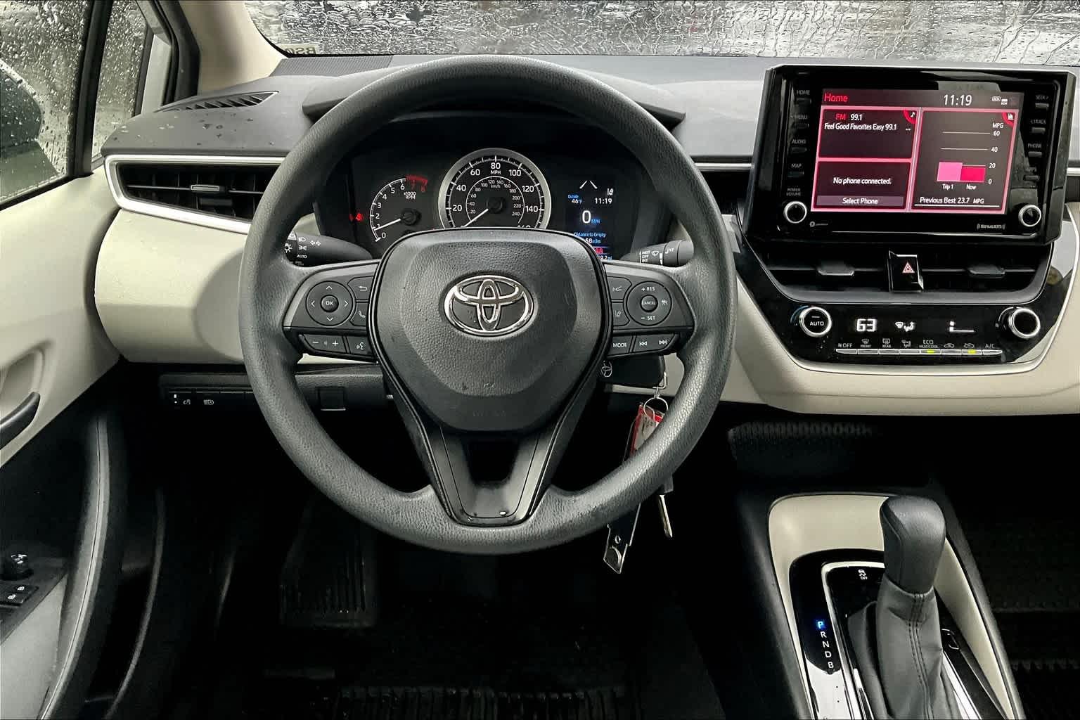 2022 Toyota Corolla LE - Photo 17