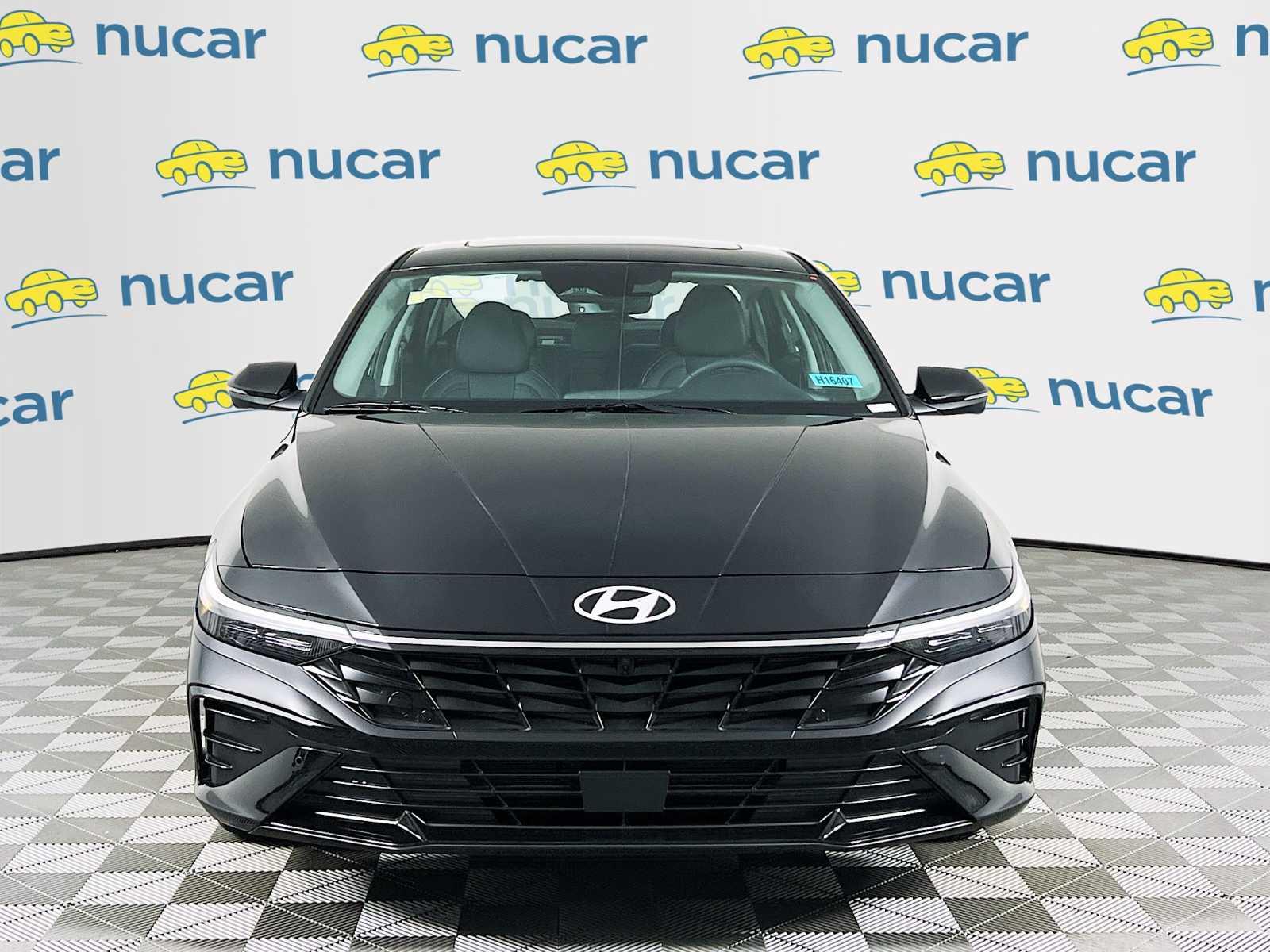 2024 Hyundai Elantra Limited - Photo 2