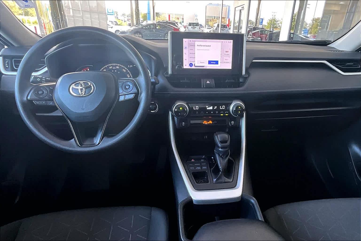 2023 Toyota RAV4 XLE - Photo 21