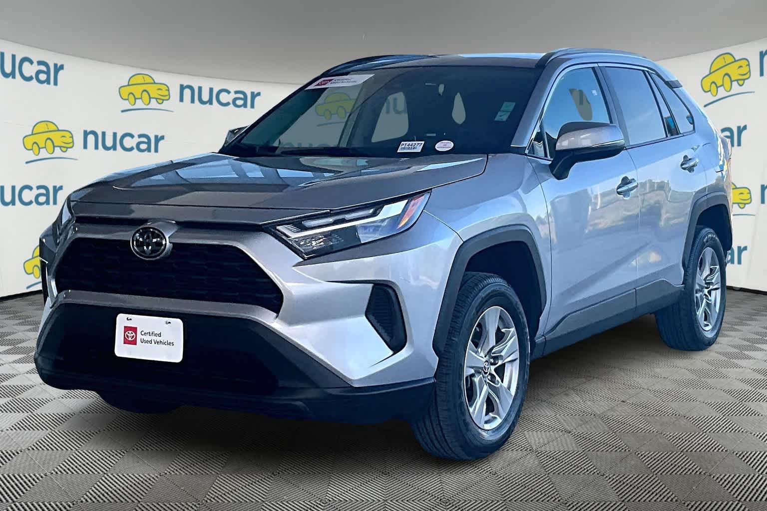 2023 Toyota RAV4 XLE - Photo 3