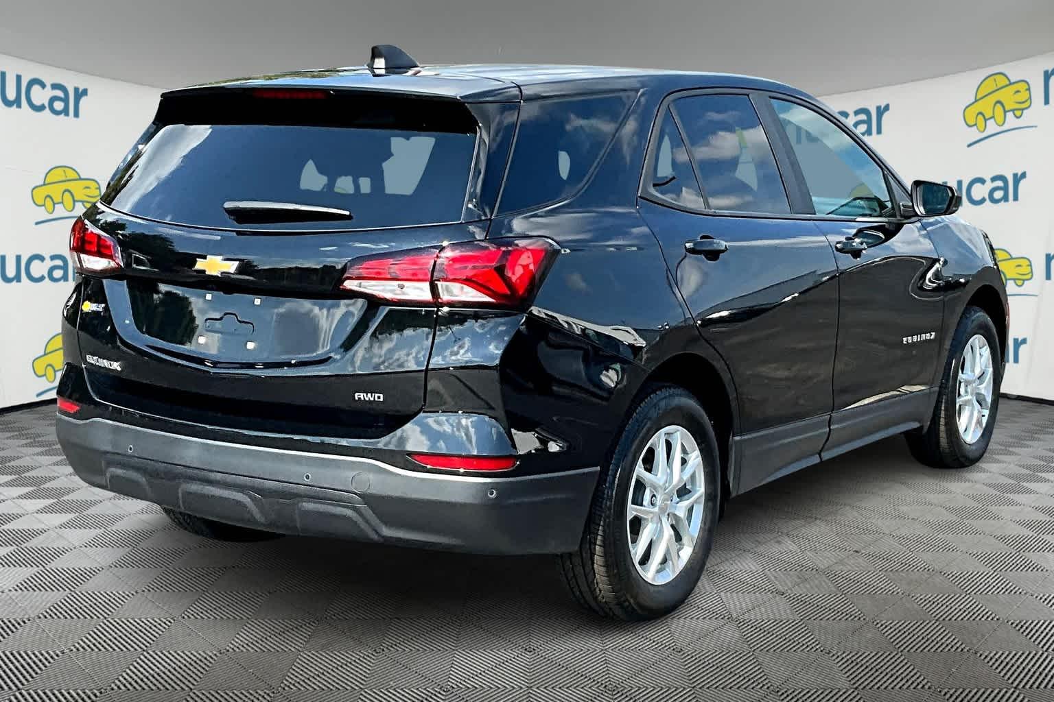 2023 Chevrolet Equinox LS - Photo 6