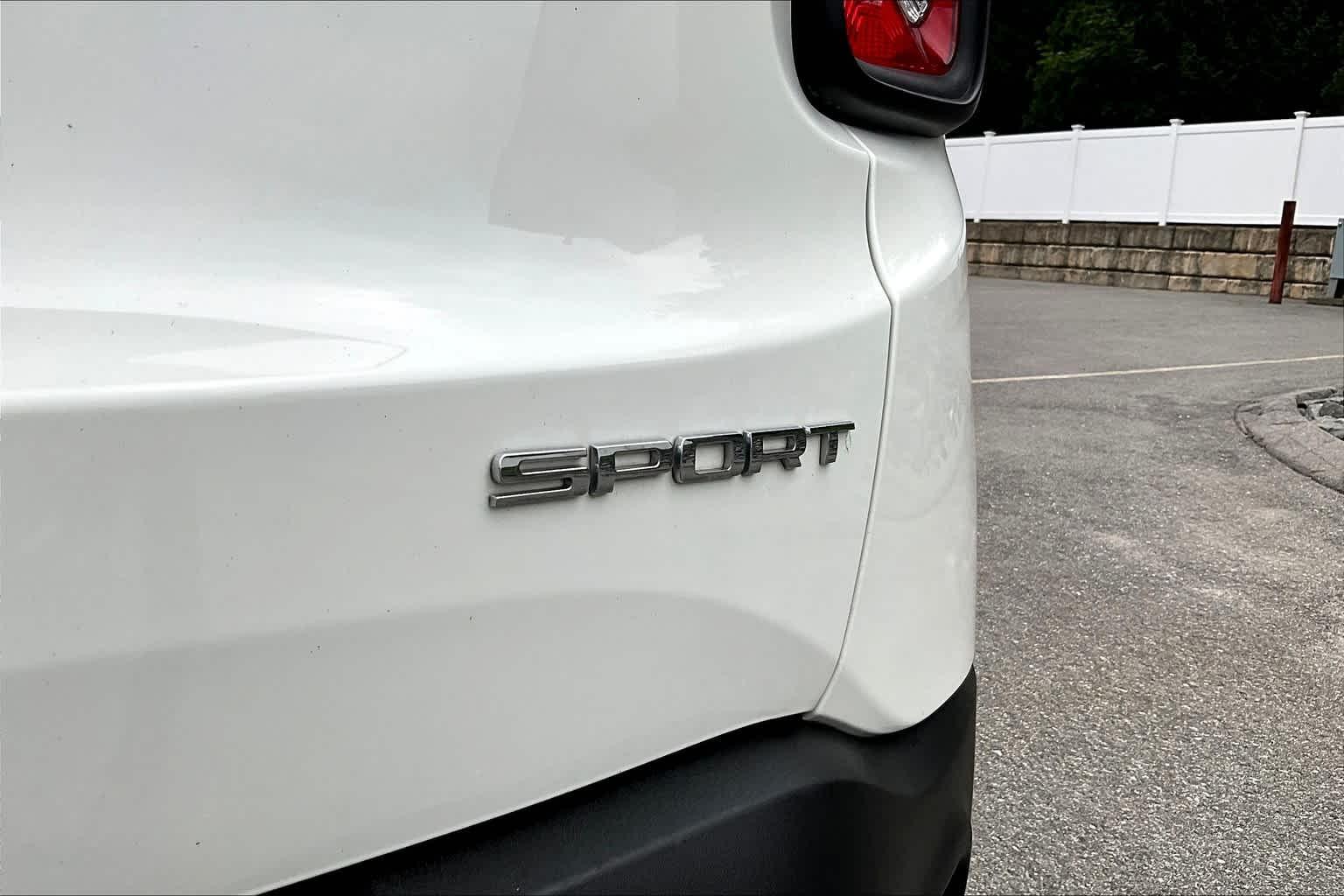 2021 Jeep Renegade Sport - Photo 28