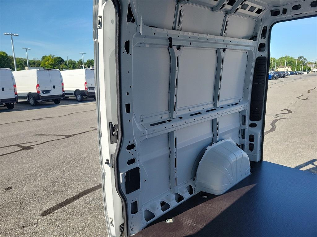 2024 Ram ProMaster 2500 High Roof - Photo 15