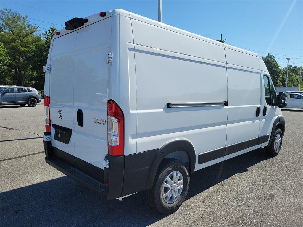 2024 Ram ProMaster 2500 High Roof - Photo 4