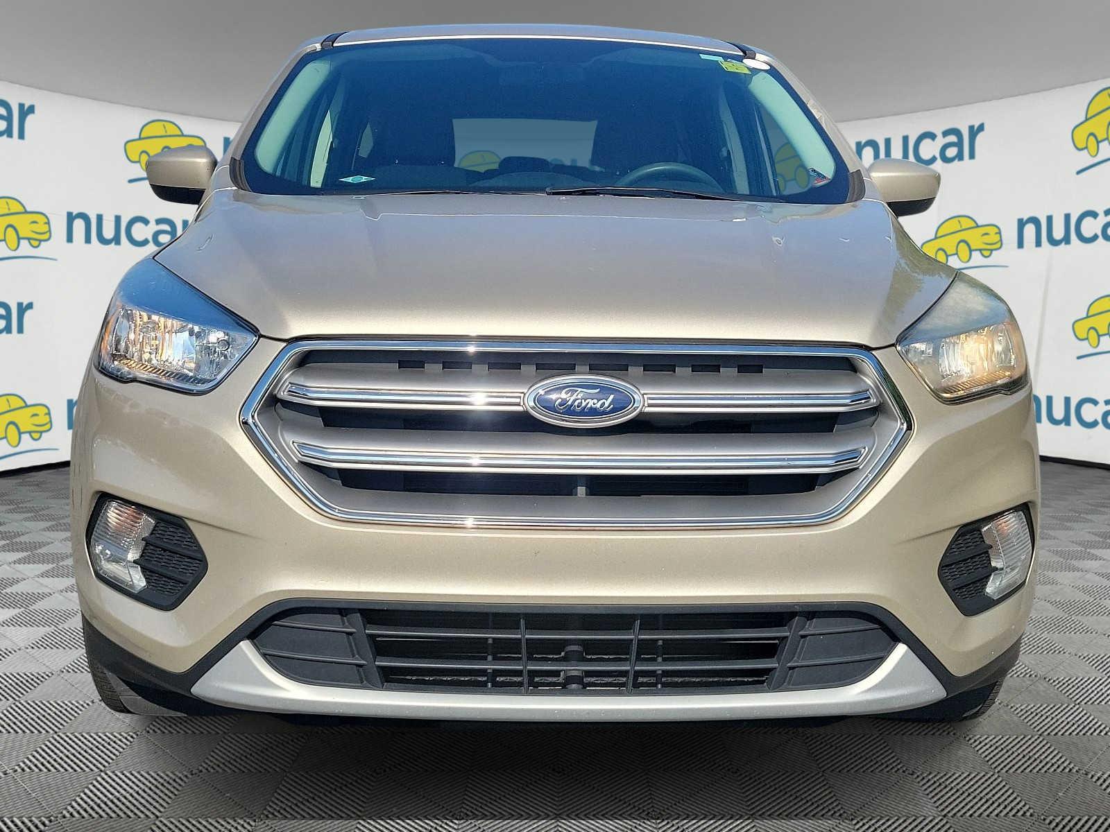 2017 Ford Escape SE - Photo 2