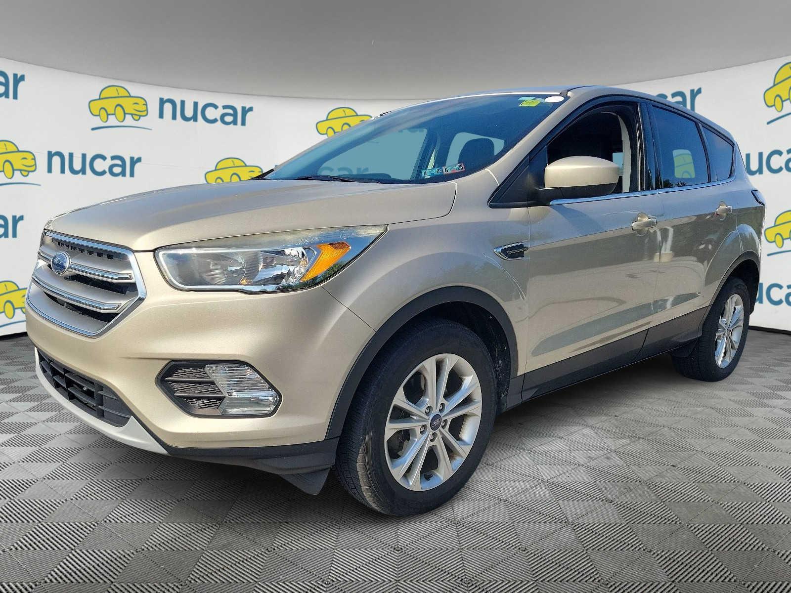 2017 Ford Escape SE - Photo 3