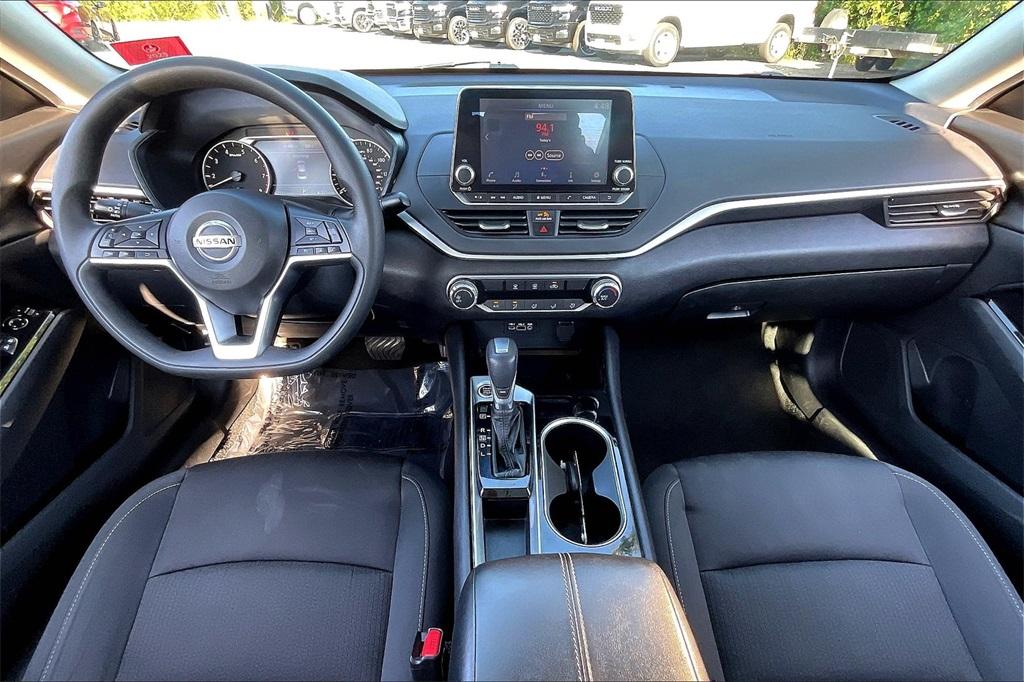 2021 Nissan Altima 2.5 SV - Photo 20