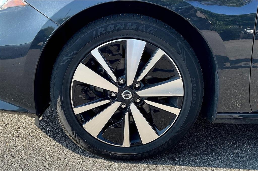 2021 Nissan Altima 2.5 SV - Photo 7