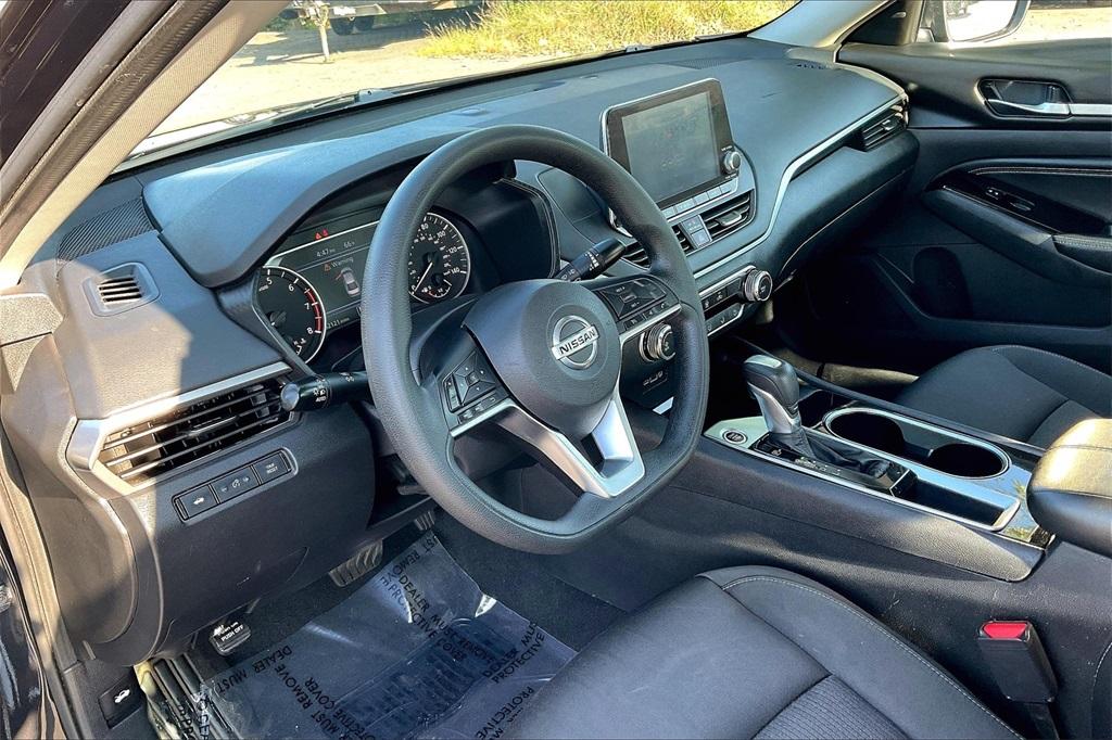 2021 Nissan Altima 2.5 SV - Photo 8