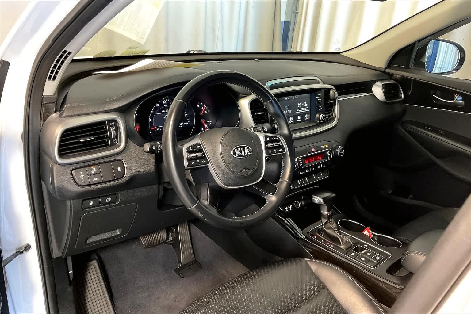 2020 Kia Sorento EX V6 - Photo 8