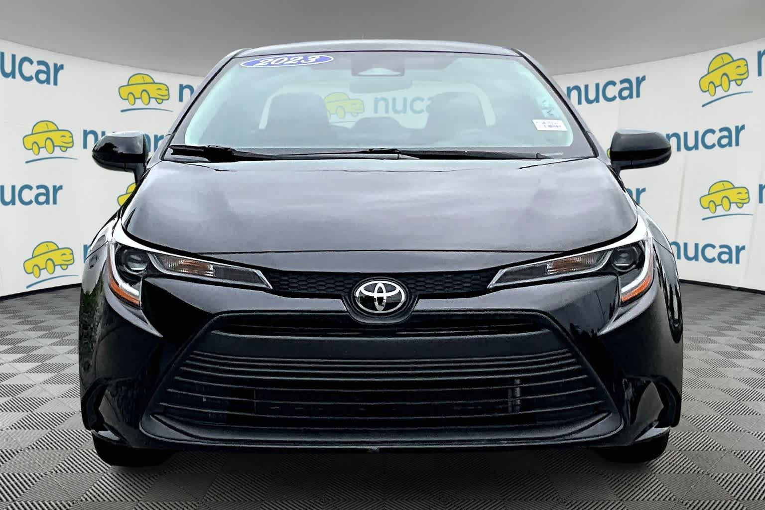 2023 Toyota Corolla LE - Photo 2