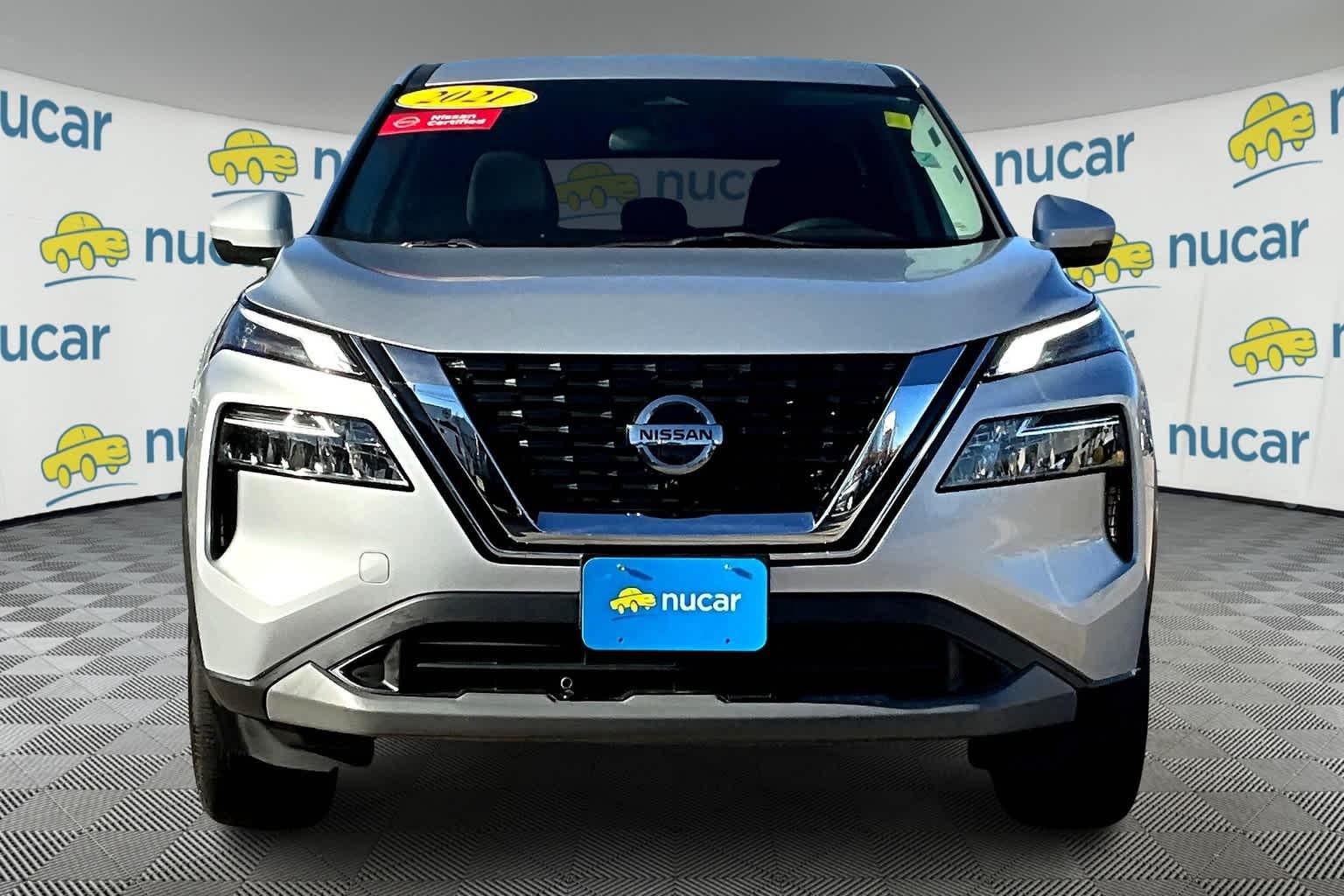 2021 Nissan Rogue SV - Photo 2