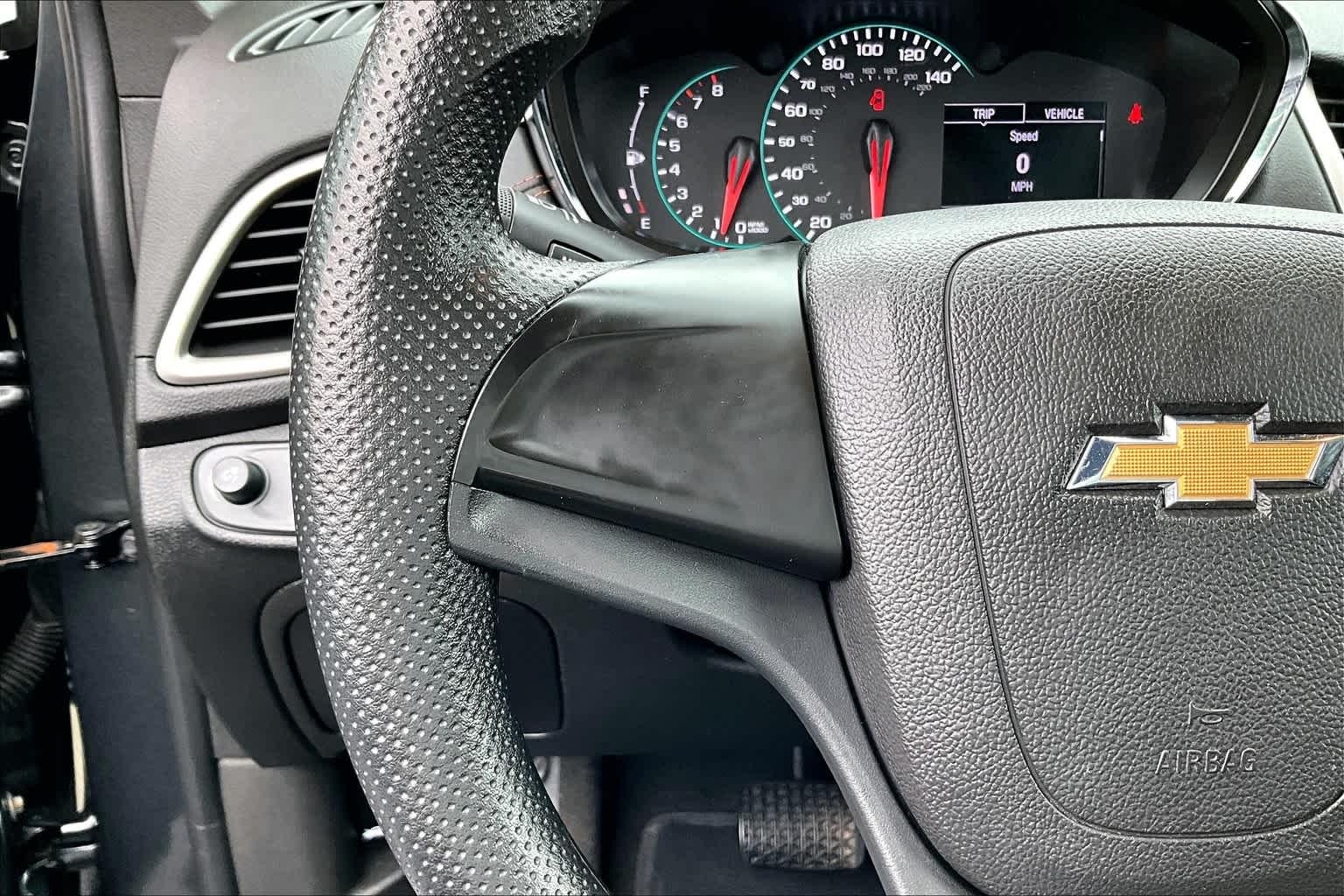 2019 Chevrolet Trax LS - Photo 24